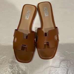 Steve Madden flip flops